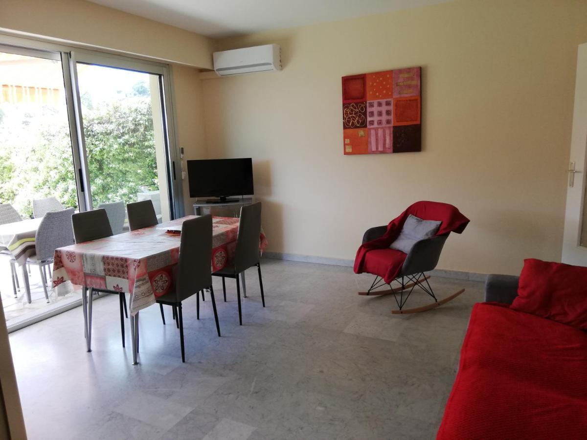 Appartement Le Belvedere 罗克布吕讷-卡普马丹 外观 照片