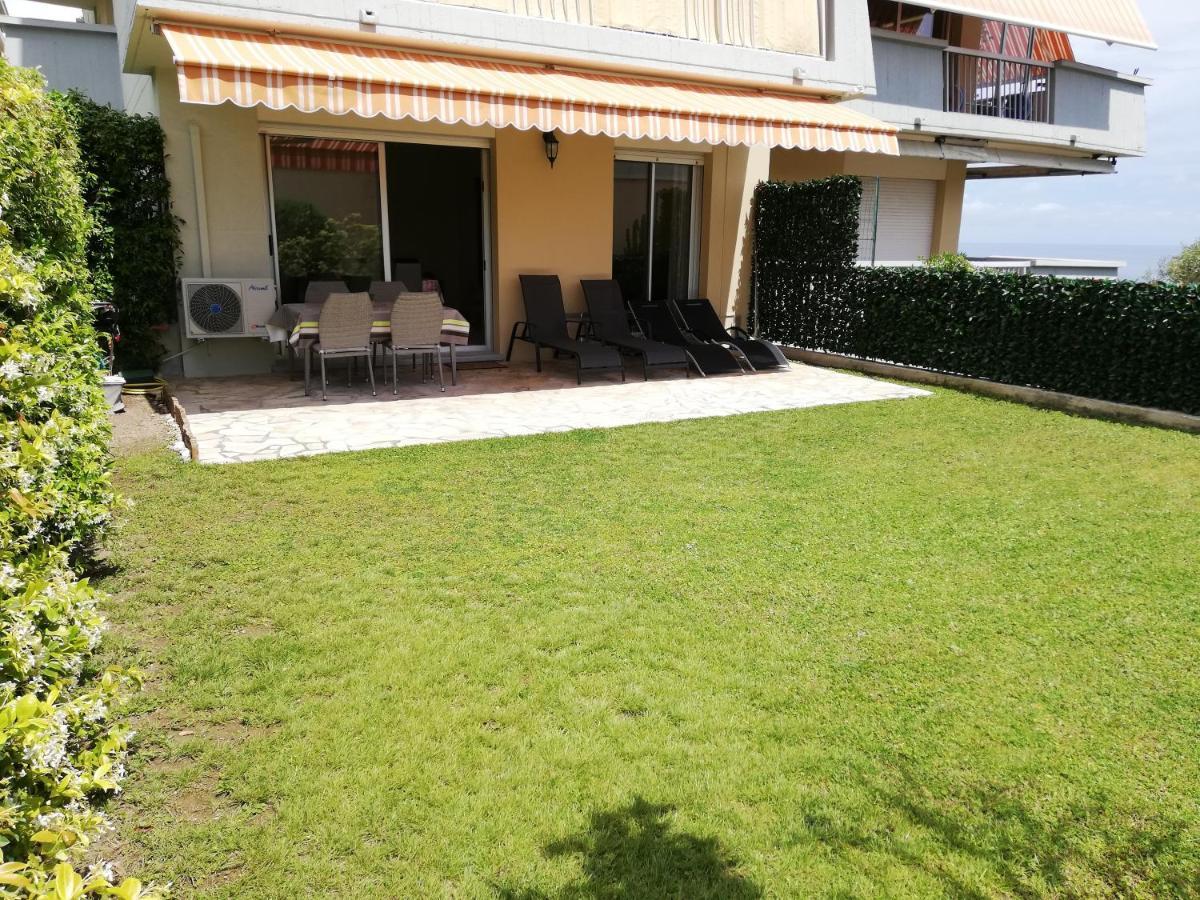 Appartement Le Belvedere 罗克布吕讷-卡普马丹 外观 照片