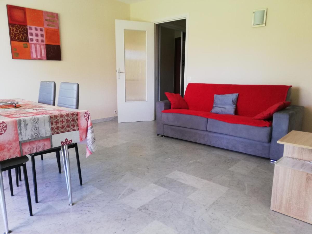 Appartement Le Belvedere 罗克布吕讷-卡普马丹 外观 照片
