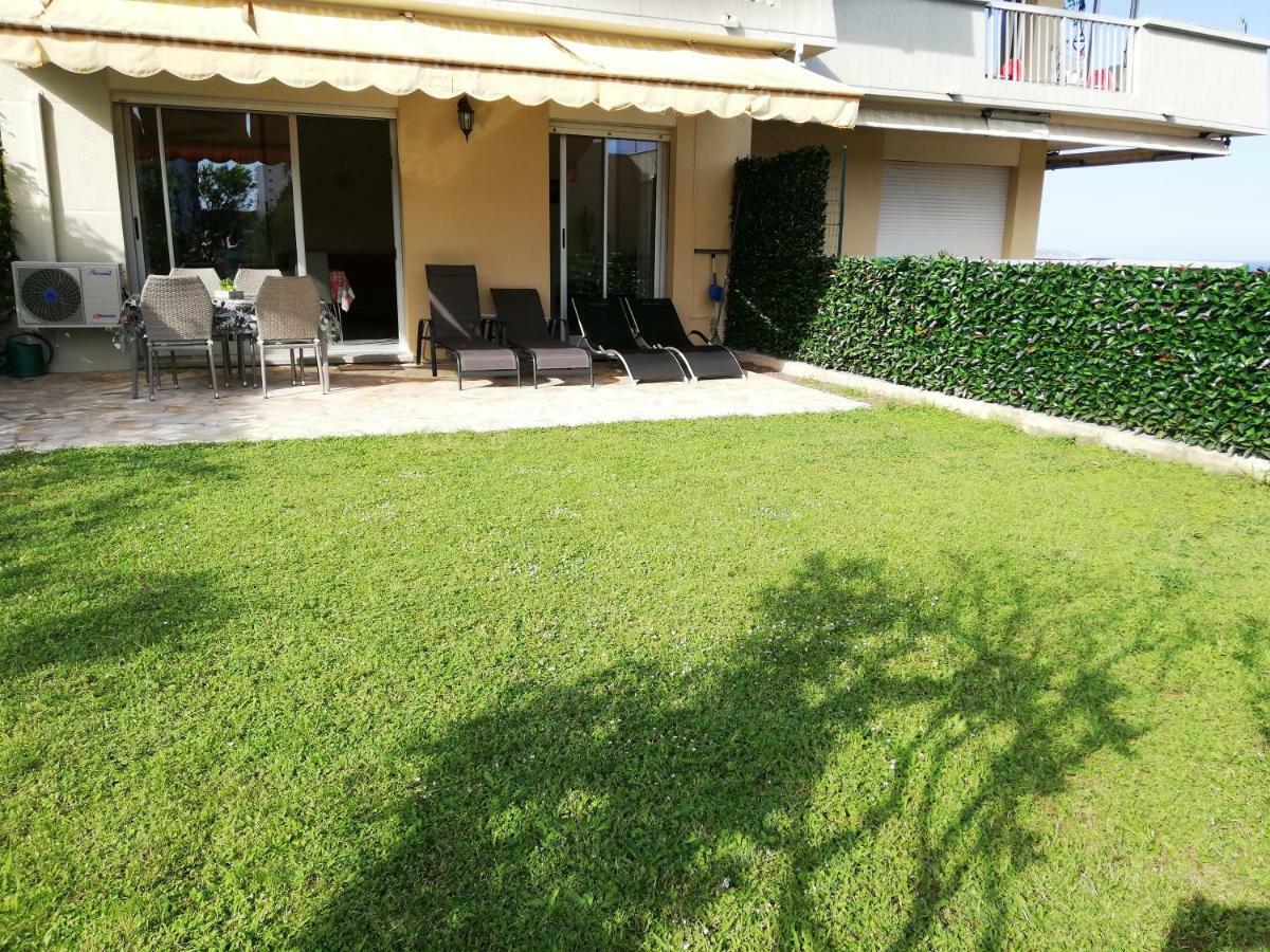 Appartement Le Belvedere 罗克布吕讷-卡普马丹 外观 照片